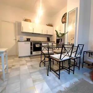 Apartamento Calle Regla Sanz, Sevilla